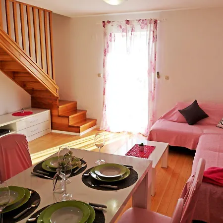 Apartmán Apartman Zmijarevic Ploce (Dubrovnik-Neretva)